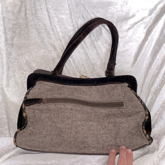 Beautiful embellished handbag - Picture 4 of 6